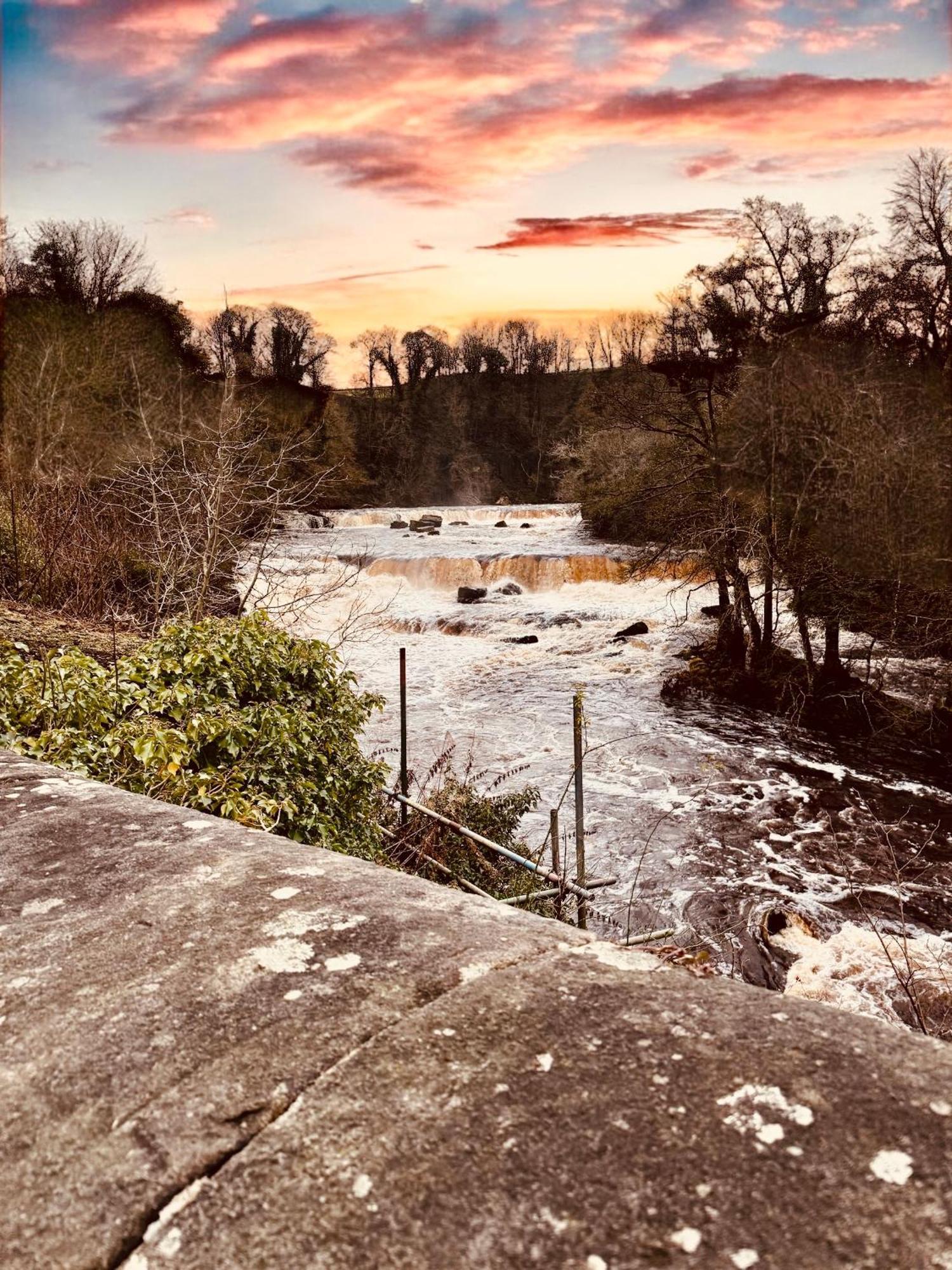 River Dance Cottage, Holiday home